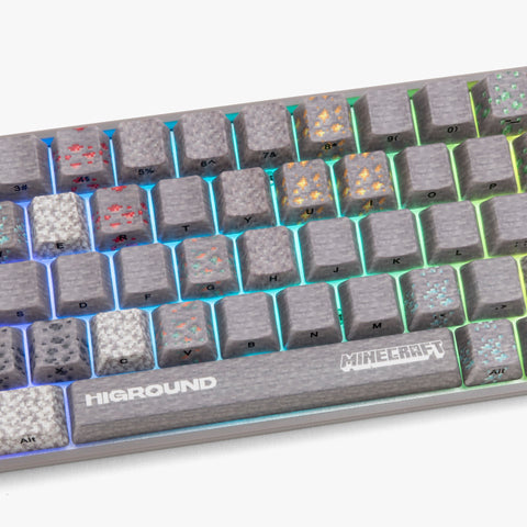 HIGROUND X MINECRAFT MINING WALL PERFORMANCE BASECAMP 65 KEYBOARD - CLOSE-UP CENTER WITH RGB